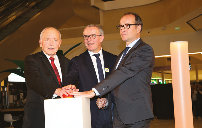 Photo de gauche à droite : Mr Laurent Cathala,Mr Yves Romeyer, Mr Jean-Marc Jestin