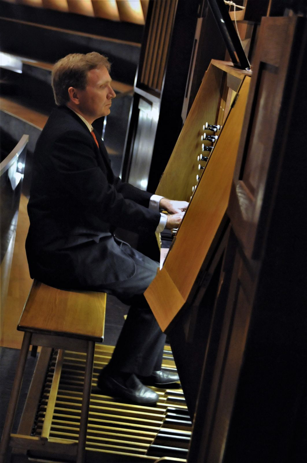 Eric Lebrun à l'orgue