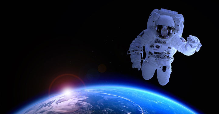 Photo d'astronaute dans l'espace